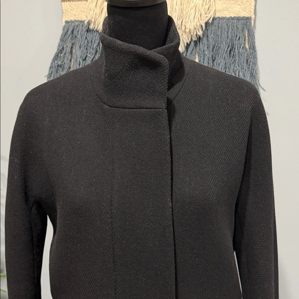 J.Crew Size 2 Black Wool Coat 79% Wool Minimalist Tailored Coat
